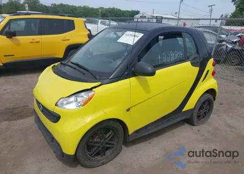 2013 Smart Fortwo Passion/Pure z USA, uszkodzony, nr VIN WMEEJ3BA5DK663165